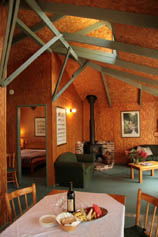 Jemby-Rinjah Lodge - Dalby Accommodation 1