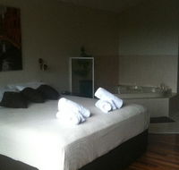 A Paradise Palms Resort - Dalby Accommodation