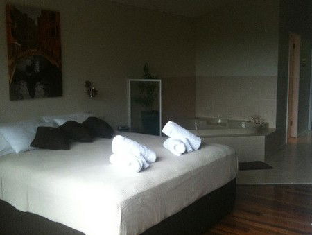 A Paradise Palms Resort - Dalby Accommodation 0