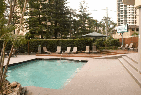 The Regent Holiday Apartments - Dalby Accommodation