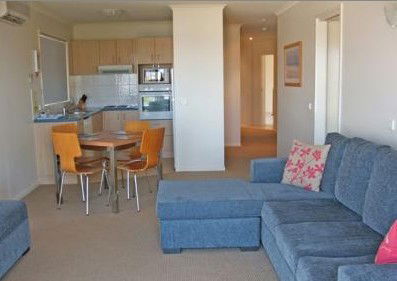 Sorrento Luxury Apartments - Dalby Accommodation 4