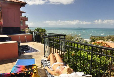 Martinique Whitsunday - Dalby Accommodation 2