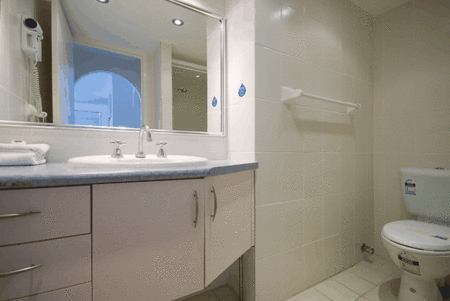 Olympus Apartments - Dalby Accommodation 2
