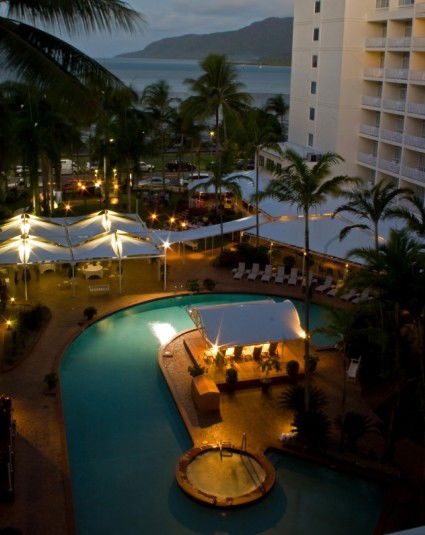 Rydges Tradewinds Cairns - Dalby Accommodation 0