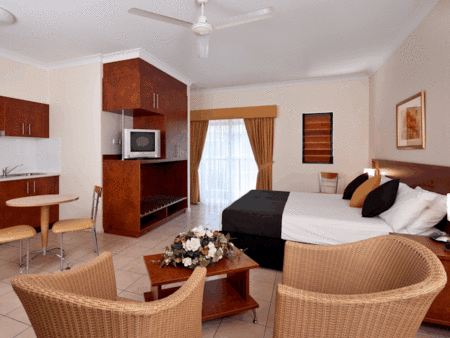Cairns Queens Court - Dalby Accommodation 2