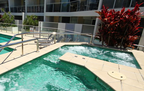 Coolum Seaside Apartments - Dalby Accommodation 3