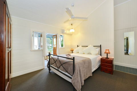 Lilybank - Dalby Accommodation 0