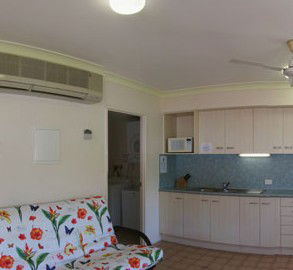 Shaws On The Shore - Dalby Accommodation 2