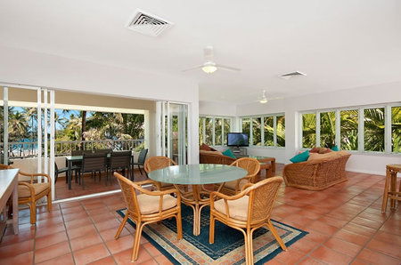 Balboa Apartments - Dalby Accommodation 6
