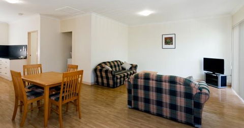 Alice On Todd - Dalby Accommodation 5