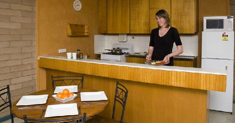 Hillsview Tourist Apartments - Dalby Accommodation 3