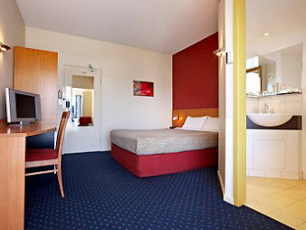 Hotel Ibis Little Bourke Street - Dalby Accommodation 5