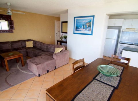 Beach Lodge Apartments - Dalby Accommodation 3