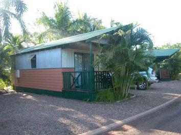 Ivanhoe Village Caravan Resort - Dalby Accommodation 0