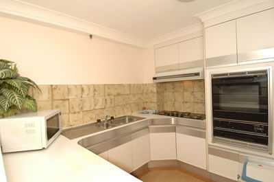 Biarritz Apartments - Dalby Accommodation 2