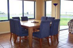 Horizons Beachfront Apartment - Dalby Accommodation 2