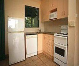 Botanic Gardens Apartments - Dalby Accommodation 4