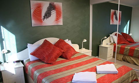 San Marino By The Sea - Dalby Accommodation 2