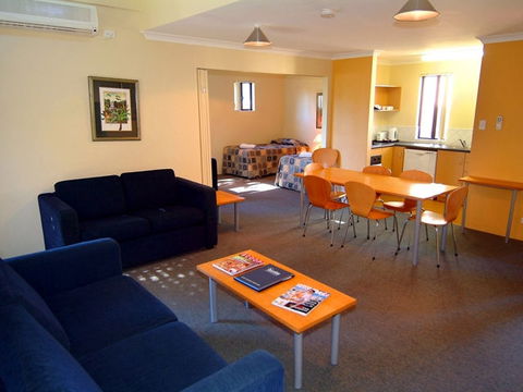 Amalfi Resort - Dalby Accommodation 1