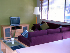 Beachside Court - Dalby Accommodation 1