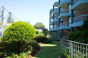 Sea Point Ocean Apartments - Dalby Accommodation 0