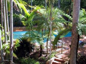 Sea Point Ocean Apartments - Dalby Accommodation 1