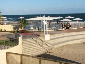 Sea Point Ocean Apartments - Dalby Accommodation 3