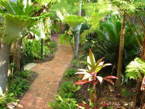 Sea Point Ocean Apartments - Dalby Accommodation 4