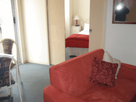 St Lucia Gardens - Dalby Accommodation 0