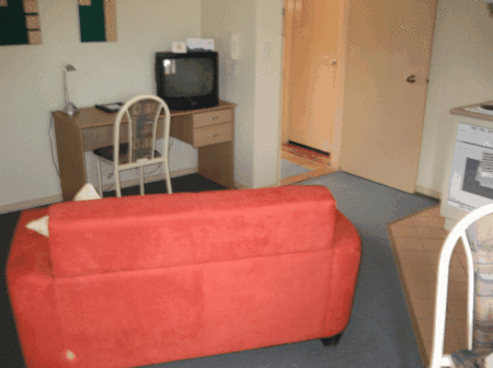 St Lucia Gardens - Dalby Accommodation 1