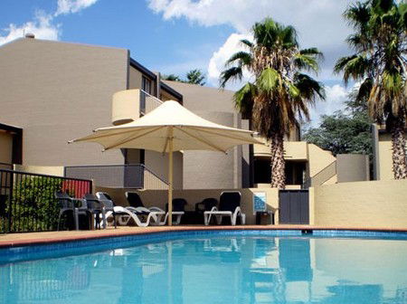 Manuka Park - Dalby Accommodation 3