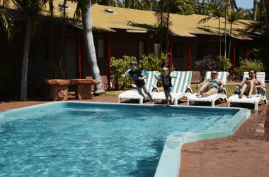 Bayside Holiday Apartments - Dalby Accommodation 2