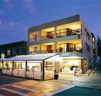 Marine Boutique Beachfront Apartments - Dalby Accommodation
