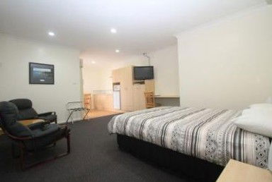 Lakeview Motor Inn - Dalby Accommodation 1