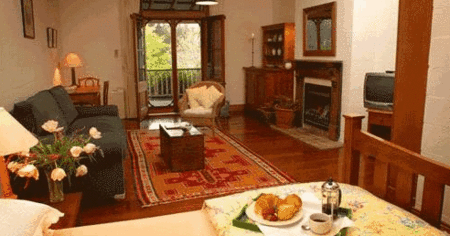 Carriages Country House - Dalby Accommodation 1