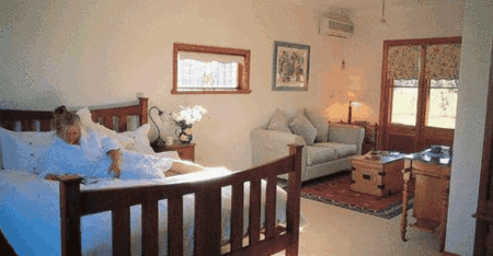 Carriages Country House - Dalby Accommodation 3