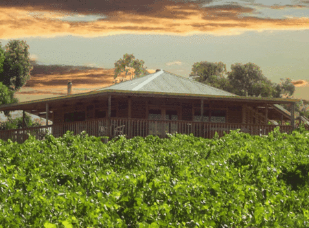 Mclaren Ridge Log Cabins - Dalby Accommodation 0