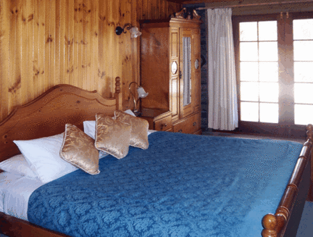 Mclaren Ridge Log Cabins - thumb 2