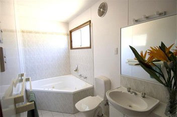 Port Augusta Big 4 Holiday Park - Dalby Accommodation 1