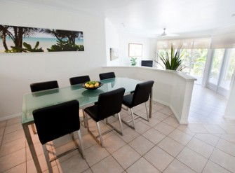 Port Douglas Beachfront Terraces - Dalby Accommodation 1