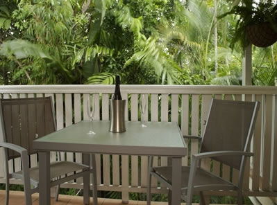 Port Douglas Retreat - Dalby Accommodation 4