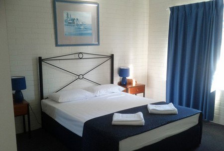 Broadbeach Central Holiday Units - Dalby Accommodation 1