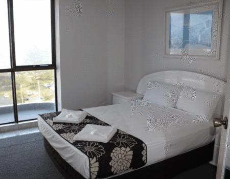Burleigh Gardens North Hi Rise - Dalby Accommodation 1
