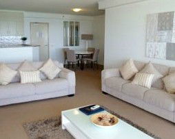 Indigo Blue Holiday Apartments - Dalby Accommodation 4