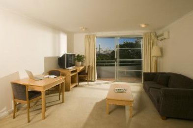 Napoleon On Kent Serviced Apartments - Dalby Accommodation 1