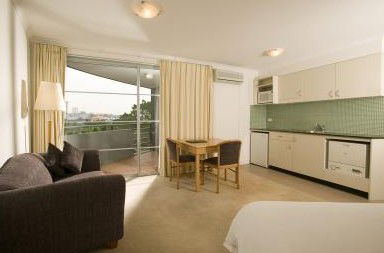 Napoleon On Kent Serviced Apartments - Dalby Accommodation 3