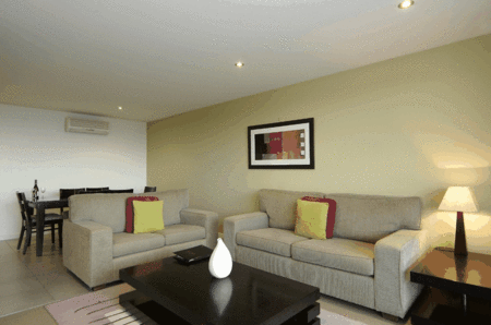 The Dolphin Apartments - Dalby Accommodation 3