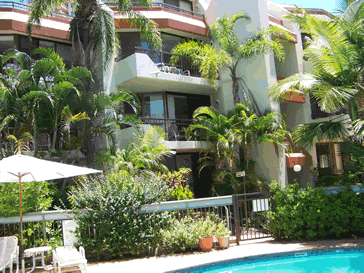 Old Burleigh Court Holiday Apartments - thumb 4