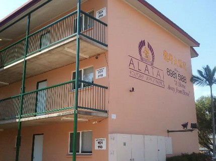 Alatai Holiday Apartments - Dalby Accommodation 3