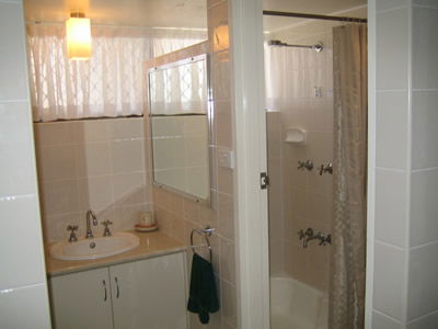 Dulkara Holiday Units - Dalby Accommodation 5